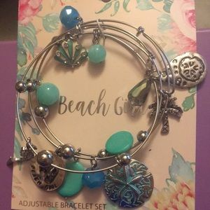 NWT Beach inspired Bracelet Adjustable Set